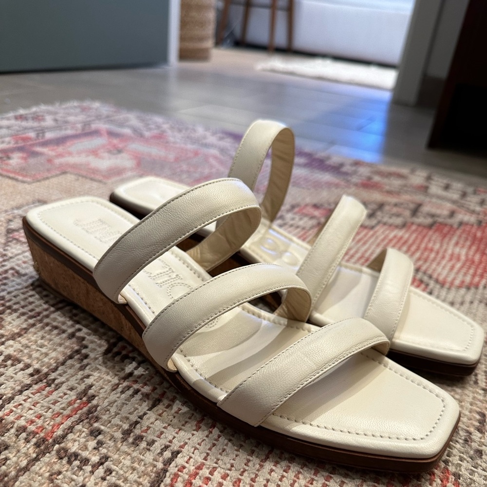 jimmy choo white sandals (size 41 or10) never worn